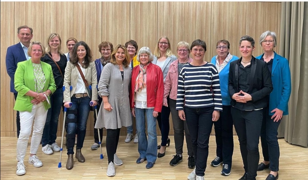 Dietmar Panske MdL mit dem neu gewhlten Vorstand der Frauen Union Kreis Coesfeld